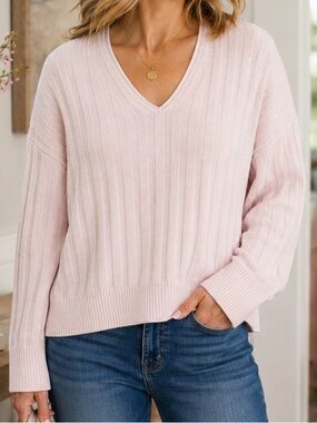 Spring + Mercer 100% Cashmere Ribbed V-Neck Sweater Sugar Blush Large NWT